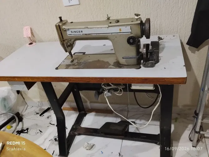 Máquina de costura