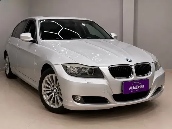BMW 320I A 2010