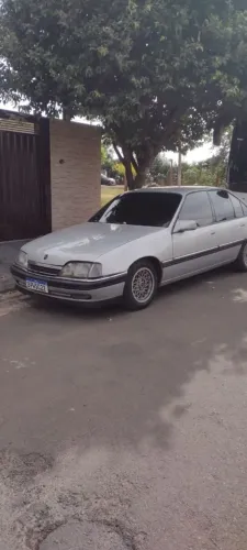 Chevrolet Omega GLS 2.2 / 2.0 (álcool) 1993