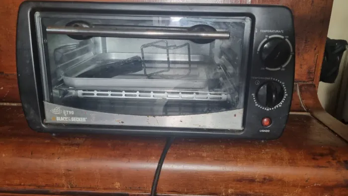 Forninho Elétrico Black & Decker 9L FT90 