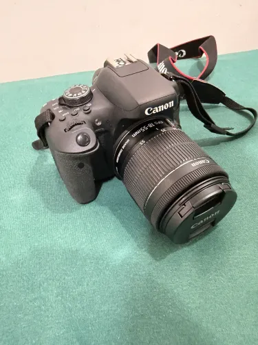 Canon EOS Rebel T6i + lente 18-55mm IS STM - Excelente estado!