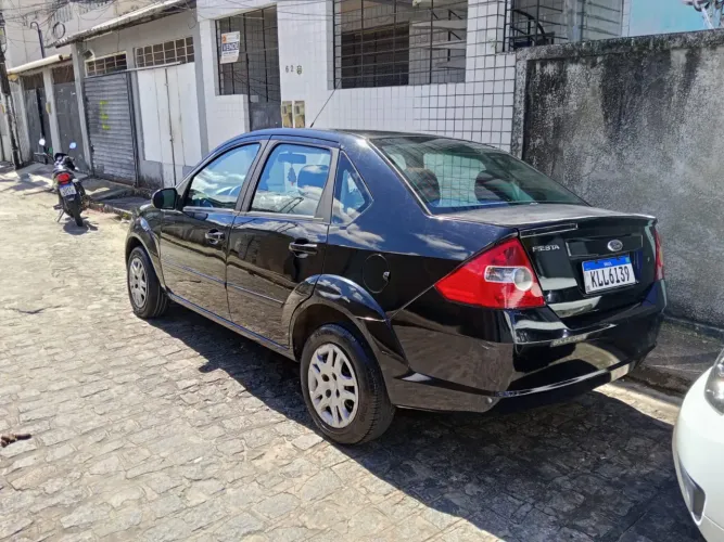 Ford Fiesta Sed. 1.6 8V Flex 4P 2010