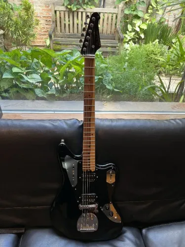 Guitarra Studebaker