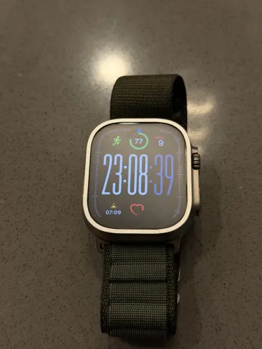 ? APPLE WATCH SÉRIE 3 - 49 MM