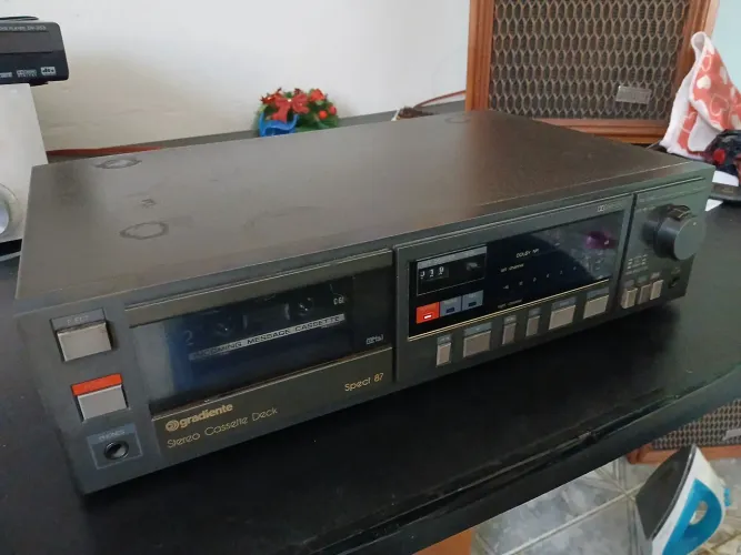 Tape deck gradiente spect 87