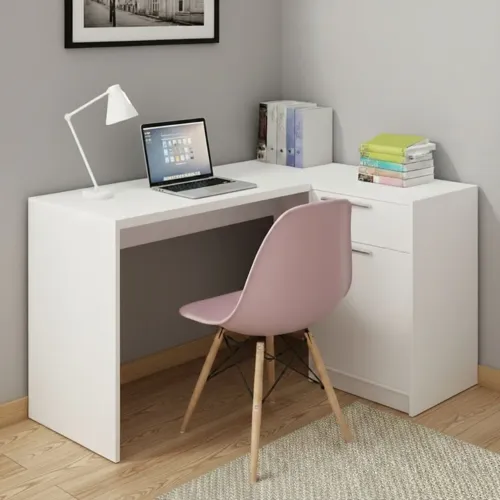 Mesa em L e cadeira rosa 