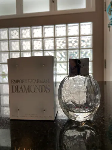 Vazio Emporio Armani Diamonds Perfume
