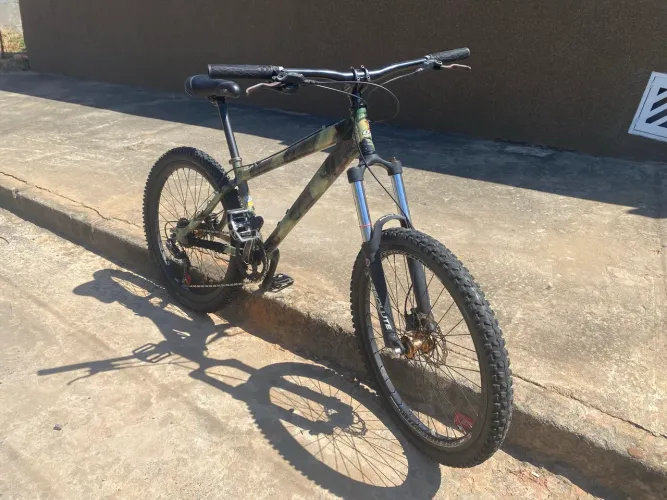 Bike DABOMB SPUTNIK