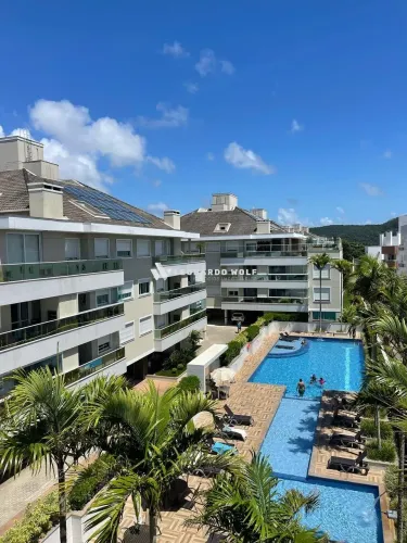 Maravilhosa cobertura com 4 dormitórios sendo 3 suítes nos Ingleses Norte - Florianópolis