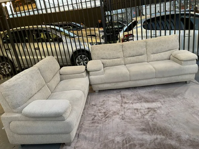 Sofa de 3 e 2 lugar semi novo 