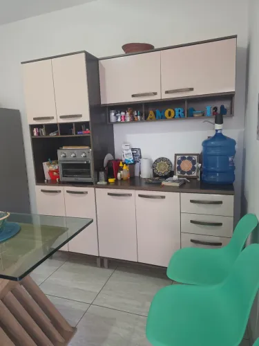 ?Armário Compacto de Cozinha Completo - Excelente Estado!