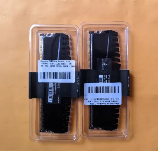 Memória RAM Rise Mode Z 32GB (2x16GB) 3200MHz NOVA