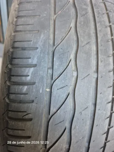 Pneu bridgestone Turanza 185x55x16 usado