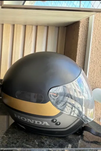 Capacete HJS número 60