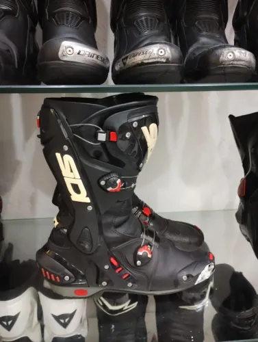 Bota Sidi Vertigo Corsa Air  43 ou 44  Br 46 Eur 11.5 usa  