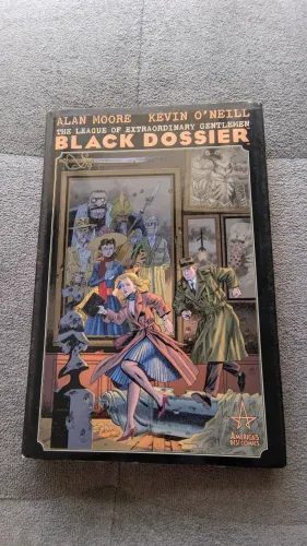 The League of Extraordinary Gentlemen: Black Dossier - Inglês