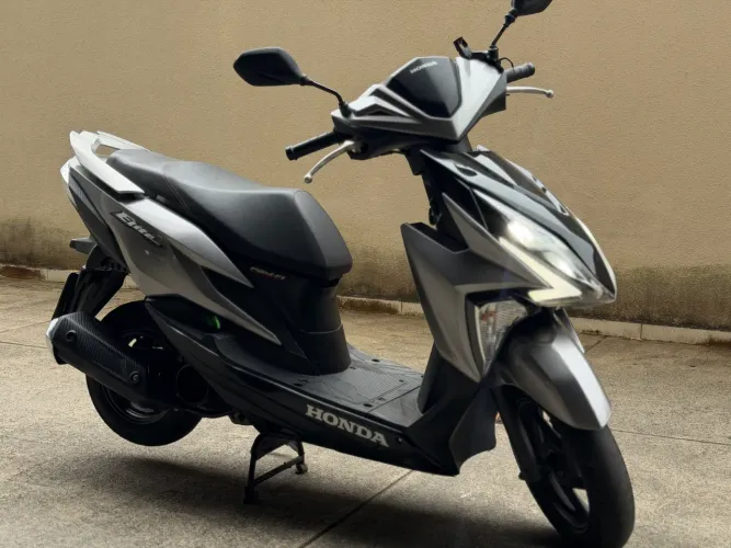 Honda scooter elite 125