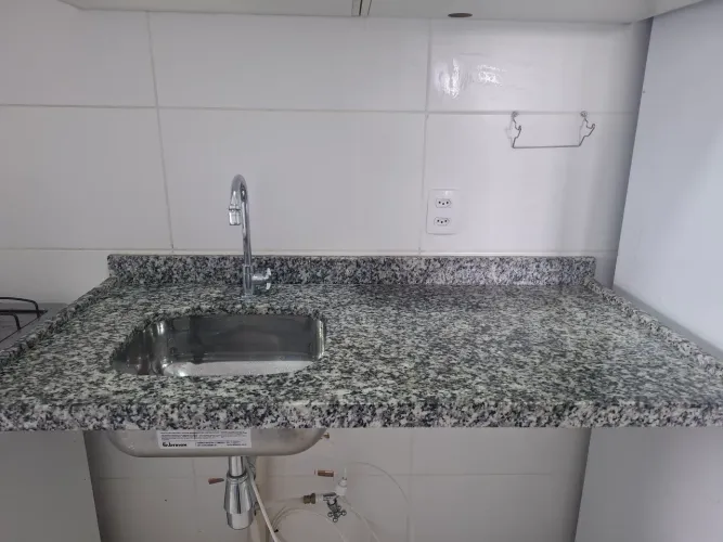 Pia de granito de 1,20 com cuba de inox