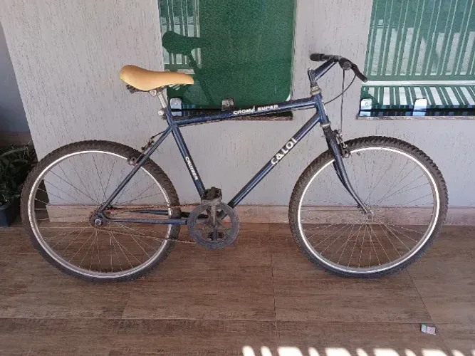 Bicicleta Caloi Cruiser aro 26