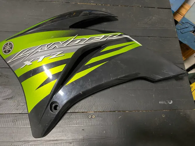 Aba Lateral Esquerda Original Yamaha Lander
