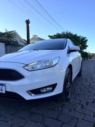 Ford Focus 1.6 S/se/se Plus Flex 8v/16v 5P 2018