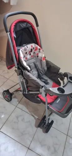 Carrinho Cosco + bebê conforto 