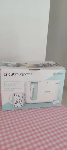 Prensa Térmica para Canecas Cricut Mug Press | 110V