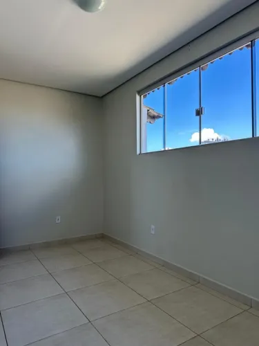 Casa/Apart Terceiro andar, QR 117 - Aluguel