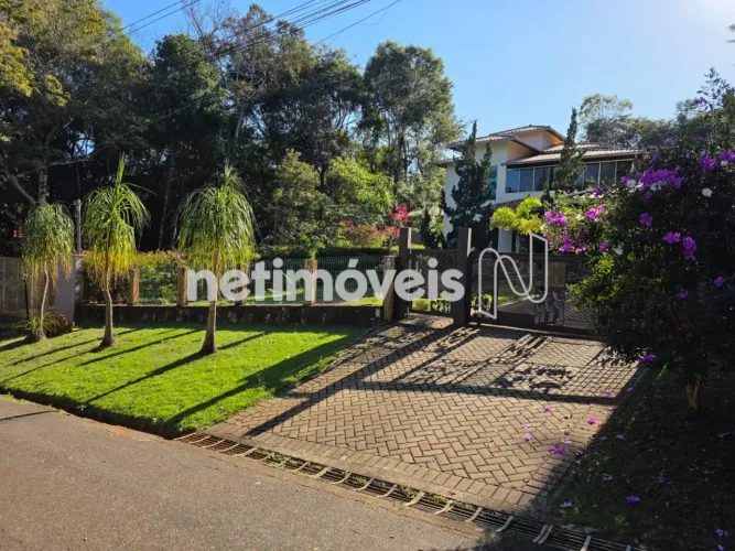 Casa em Condominio 03 quartos Condomínio Águas Claras