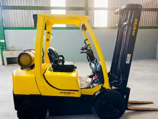 EMPILHADEIRA HYSTER H55FT - 2014