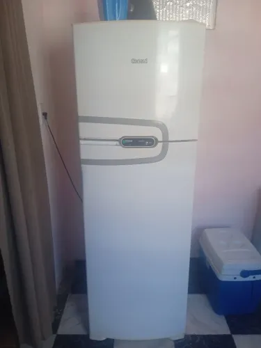 Geladeira Consul Frost Free toda boa