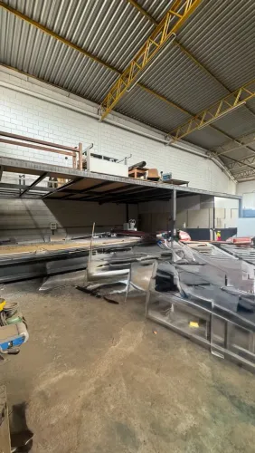 Mezanino 10,50x5 m