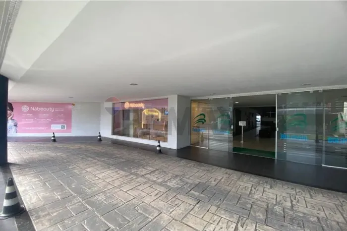 SALA COMERCIAL À VENDA | ED. CENTRO EMPRESARIAL BOLONHA