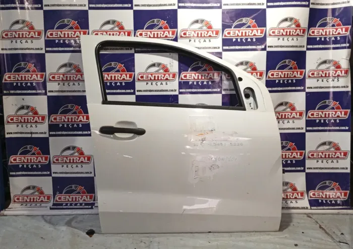 Porta dianteiro direito Fiat mobi ,2016/20