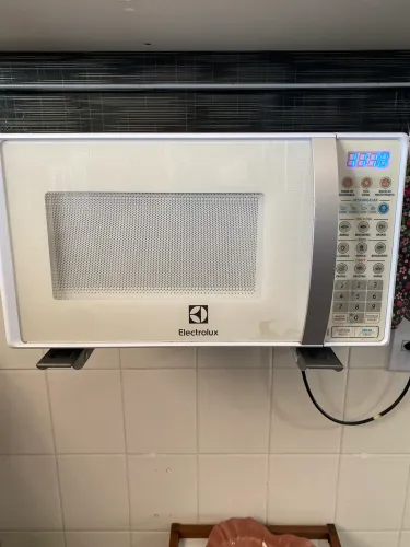 Microondas Electrolux 20L