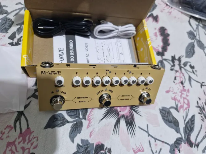 Pedal de efeito pra guitarra