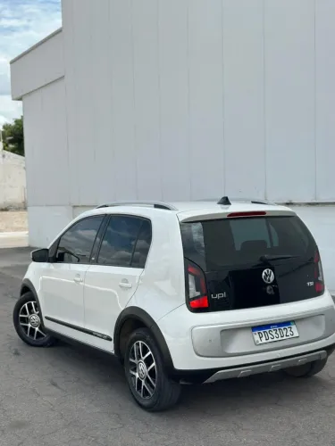 Volkswagen Up! Cross 1.0 TSI Total Flex 12V 5P 2017