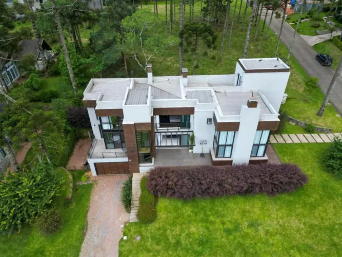 Casa em Condominio 4 Dorm - Bairro Aspen Mountain