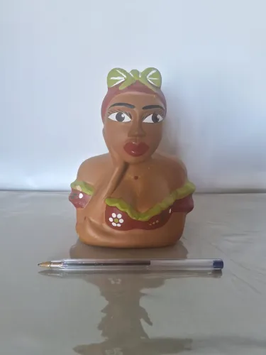 Namoradeira pequena
