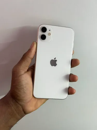 iPhone 11 (64Gb)
