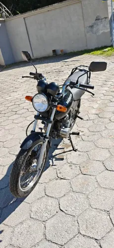 CG FAN 125 2006 com partida elétrica e freio a disco na dianteira