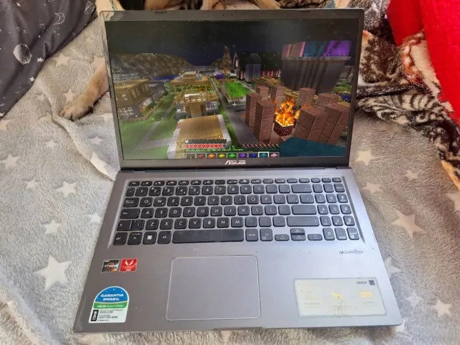 Notebook ASUS VivoBook 15 M515DA - Excelente Estado / Com SSD