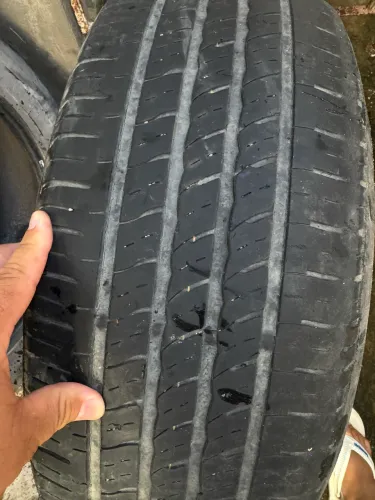 PNEUS 235/60 aro 18