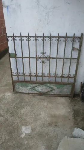 Portão de ferro 