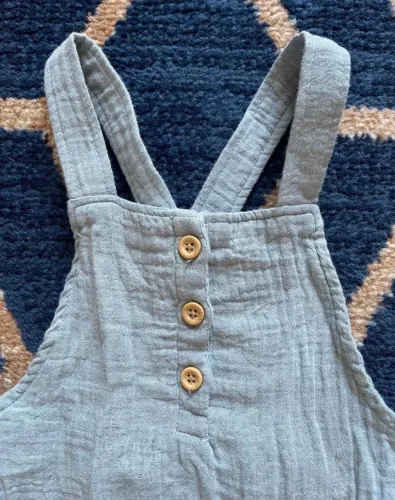 Macacão Carters algodão premium 24 m