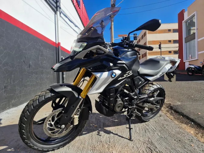 VENDO LINDA BMW GS 310 ANO 2026 NOVA COM 400 KM