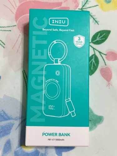 Power Bank INIU SnapGo P81-E1 5.000mAh - MagSafe para iPhone e Apple Watch