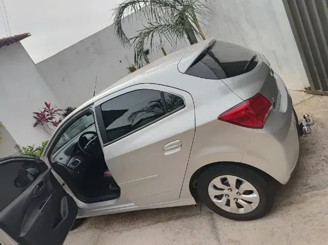 Chevrolet Onix Hatch LT 1.0 8V Flex Mec. 4P 2018