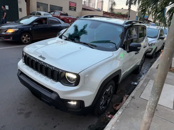 Jeep Renegade Altitude T270 1.3 TB Flex Aut. 2026