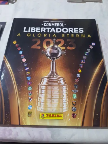 Álbum de figurinhas 